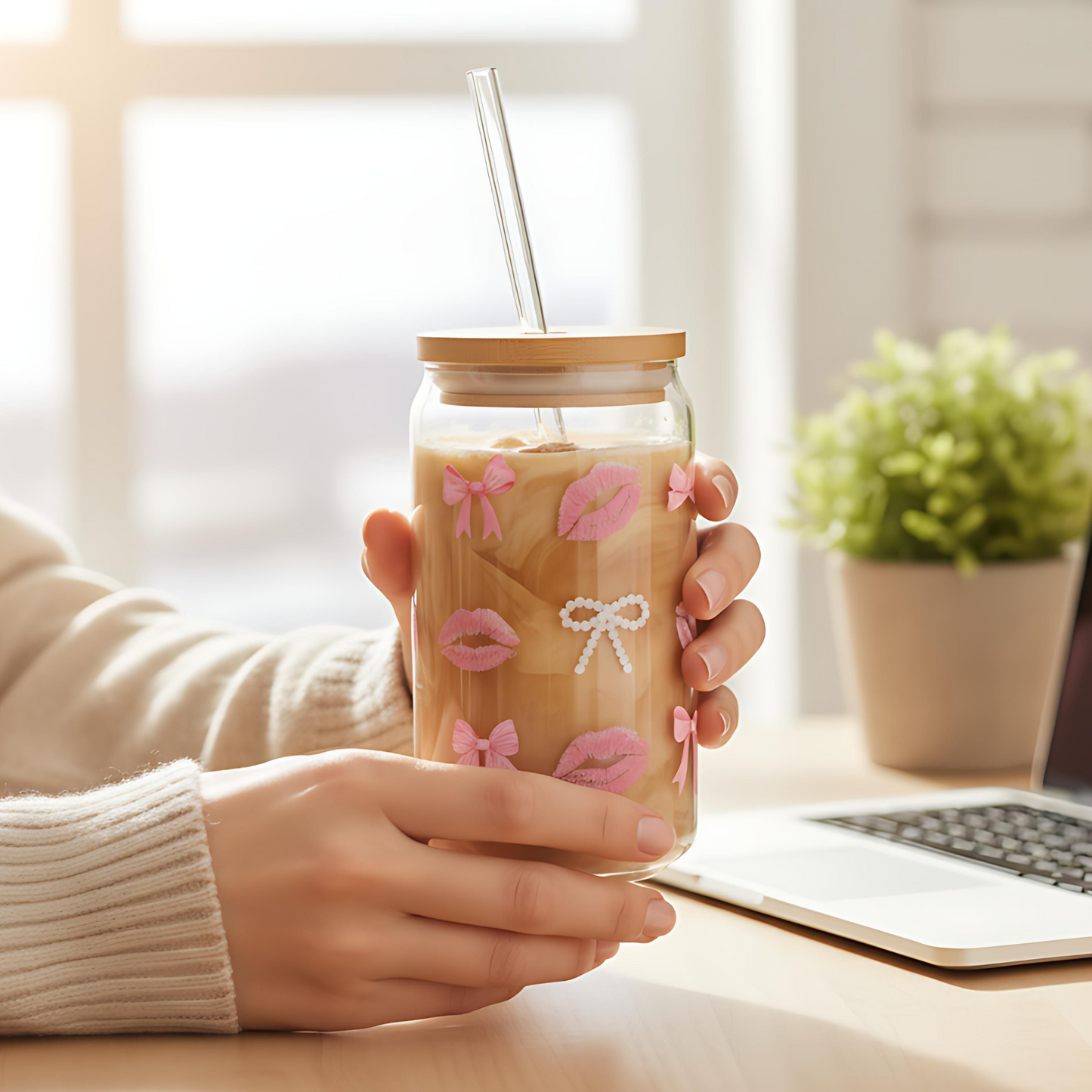 16oz Glass Sipper with Pink Bows & Kiss Prints — Cute Reusable Drink Tumbler